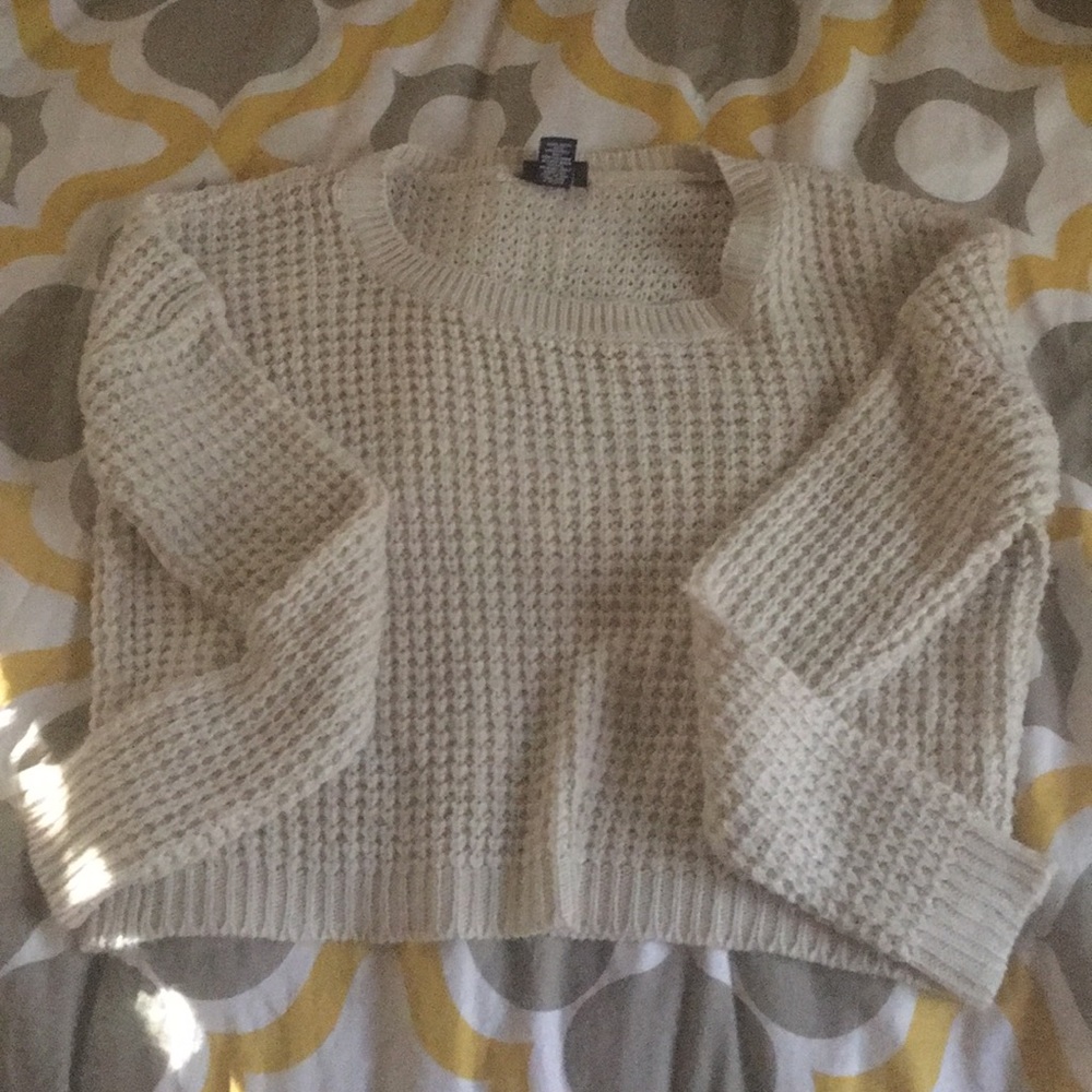 Rue 21 knit sweater! 🧶 FITS LIKE A SMALL